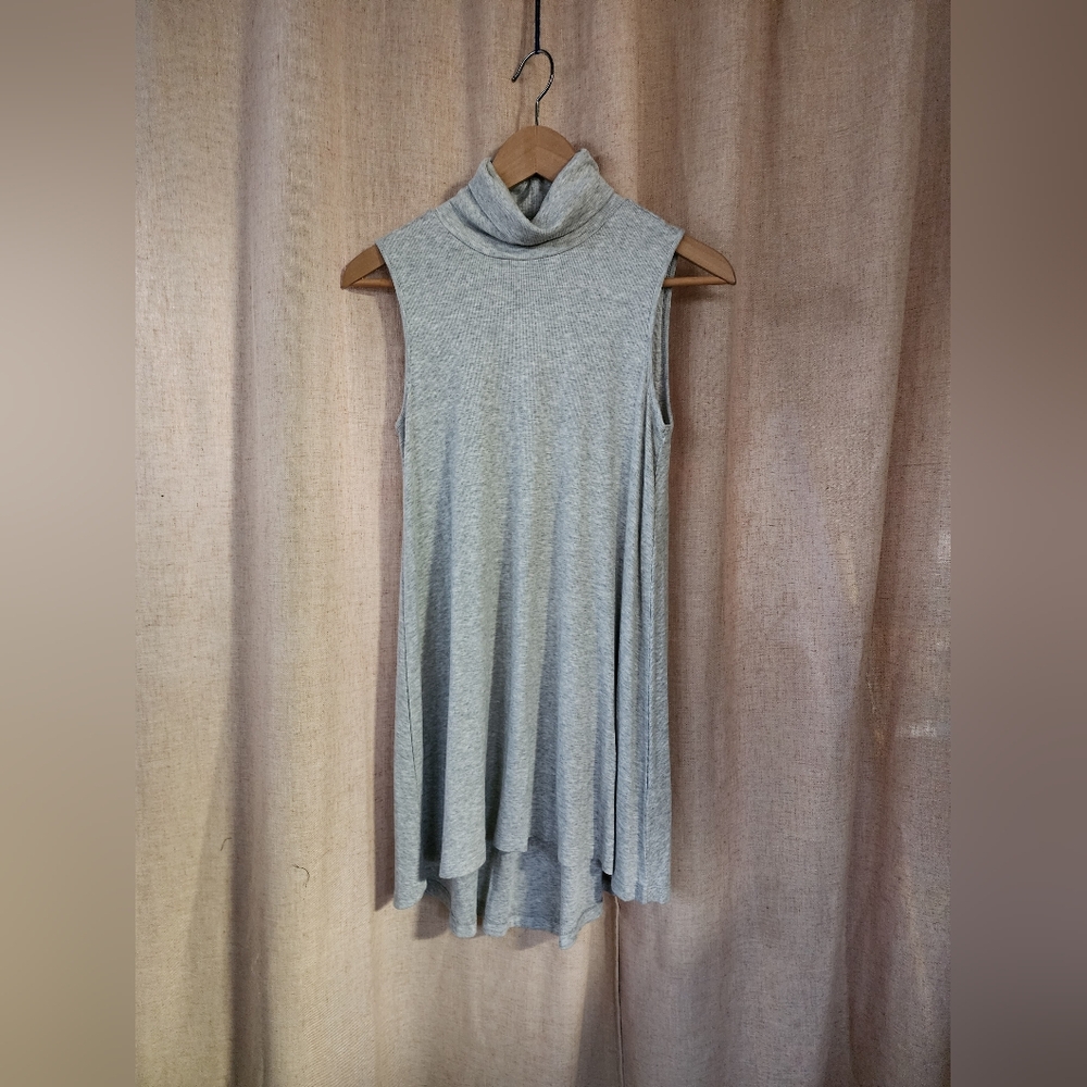 Saks 5th Ave Tunic Dress Women's Gray. New without Tags. Size XS